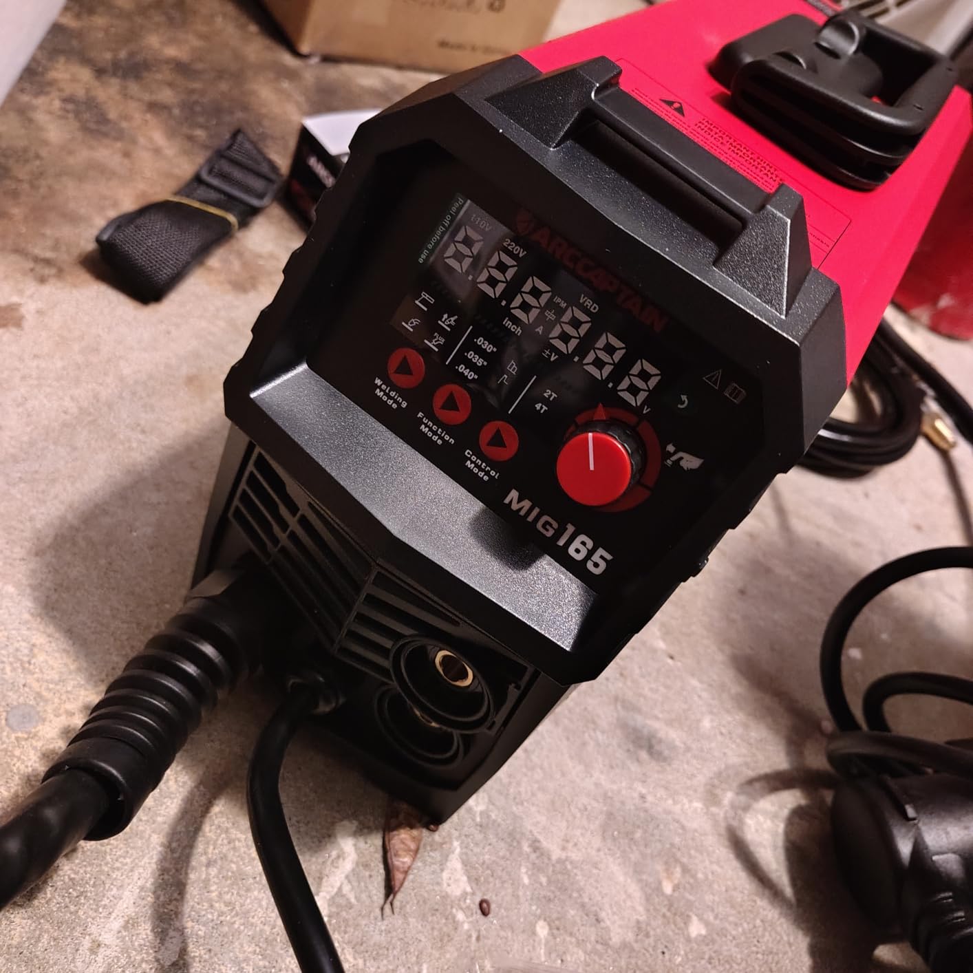 ARCCAPTAIN 165A MIG Welder 110V/220V, 2025 Newest [Large LED Display] 4 in 1 Gasless/Gas MIG/Lift TIG/Stick Welding Machine Multiprocess Welder Machine, IGBT Inverter Welder with Synergy, 2T/4T customer photo 1