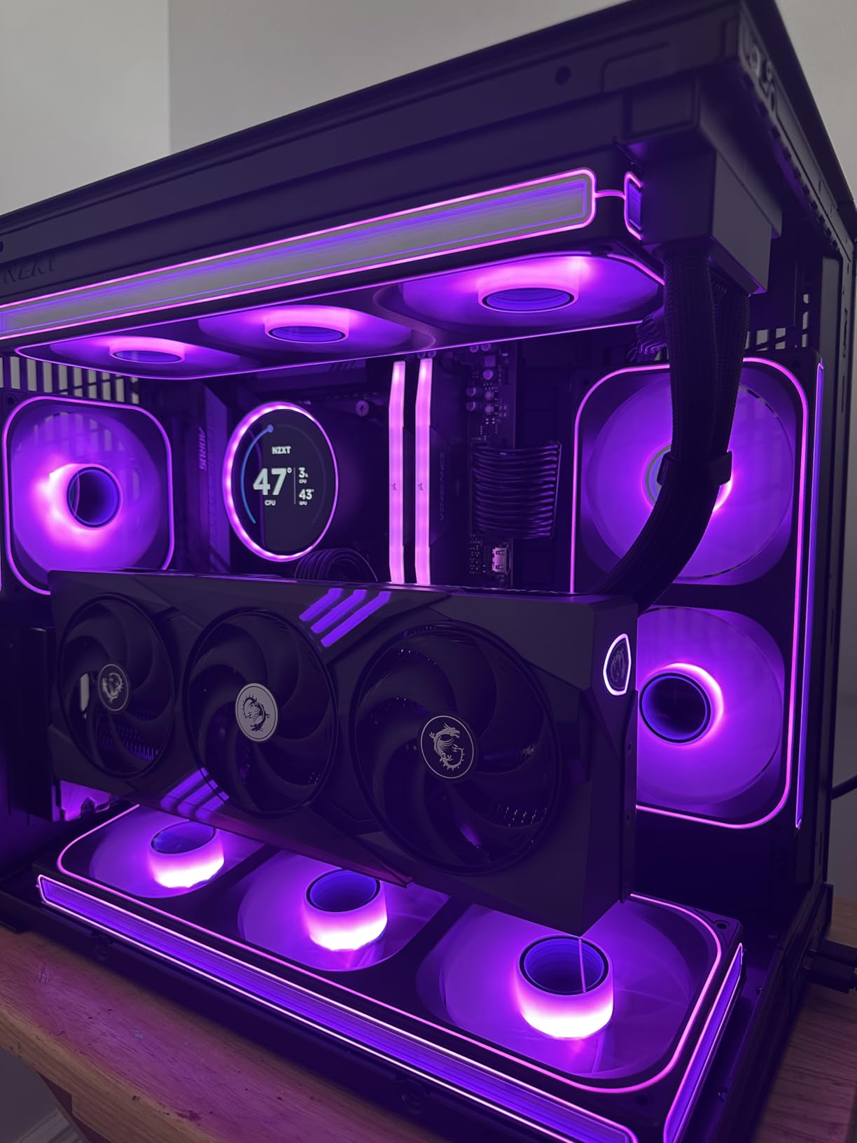 LIAN LI O11D MINI V2 | Compact ATX Mid-Tower Airflow Computer Case | Panoramic View | Fully Ventilated Airflow | Adjustable I/O | Pillar-Less | Cable Management | Black customer photo 1