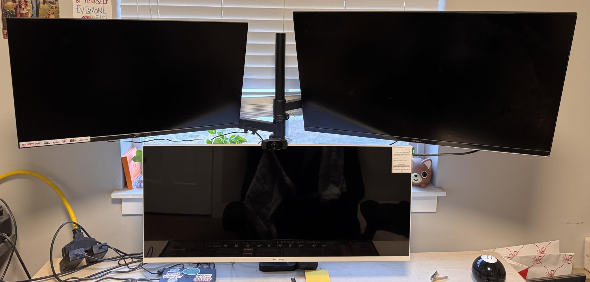 Triple Monitor Mount up to 49 inches, Fully Adjustable Heavy Duty 3 Monitor Arm with Gas Spring, Desk Mount for 3 Screens, C-Clamp & Grommet Base, Holds 44 lbs, Black customer photo 1