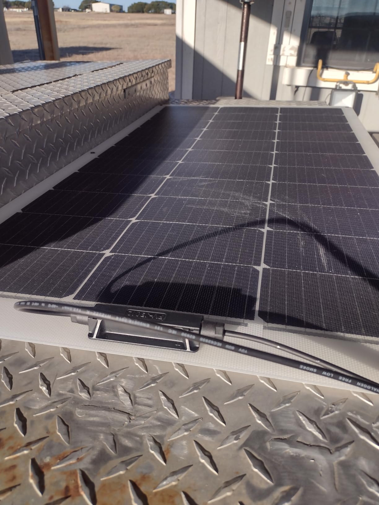 400W Flexible Solar Panel Set (2x200W), Cool-Running White Design, Premium ETFE Solar Array, Weatherproof Power Solution for Catamaran, Large RV, and Shed customer photo 2