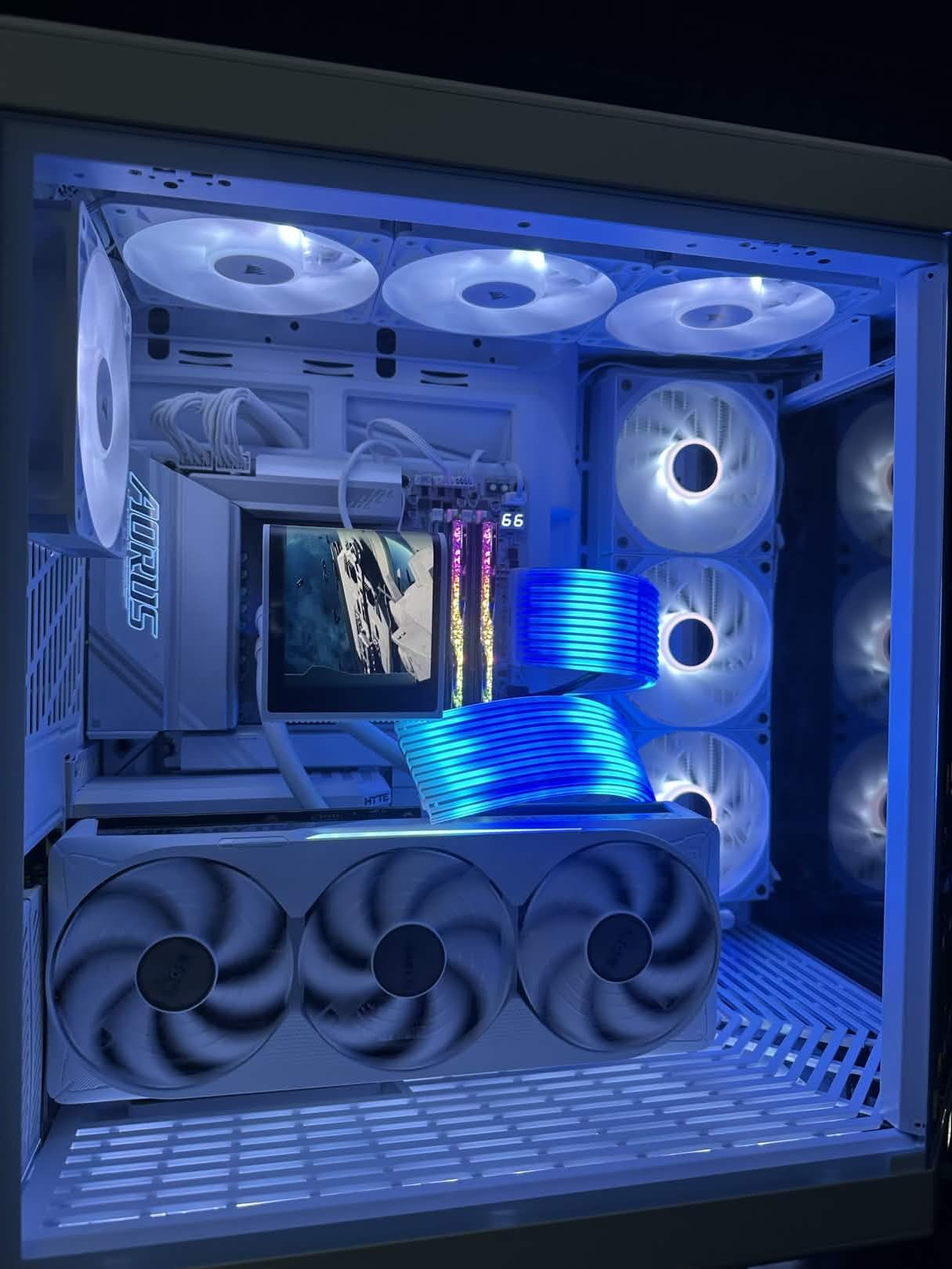 TRYX Panorama SE 360 ARGB 360mm AIO Rotatable 6.67'' AMOLED Curved Screen 3D Anamorphic Effect Customizable AIO Cooler 360mm Asetek Adela Pump 280w TDP ARGB Fan Intel LGA 1851/1700 AMD AM5/AM4 customer photo 1