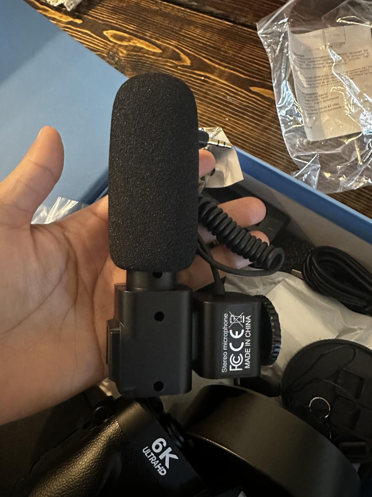 FLATIC Cameras for Photography, 6K/5K/4K Digital Camera with 180°Flip Screen, Vlogging Camera with 64GB/32GB Card, Battery, Card Reader, Camera for Beginner, Teens customer photo 2