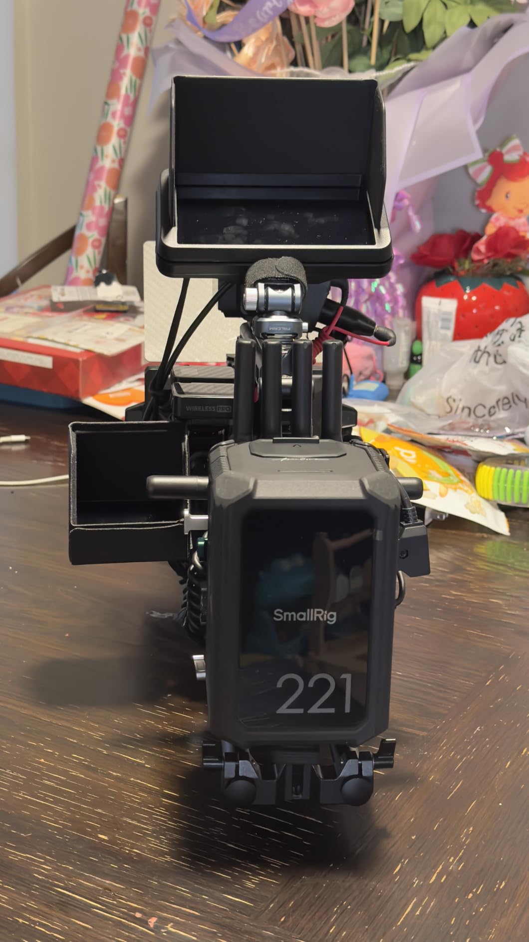 SMALLRIG V Mount Battery, 99Wh / 6800mAh Dual D-TAP V Mount Battery, 100W Output 2H Full Charge, with USB-C, DC Ports, APP Control, 2.0