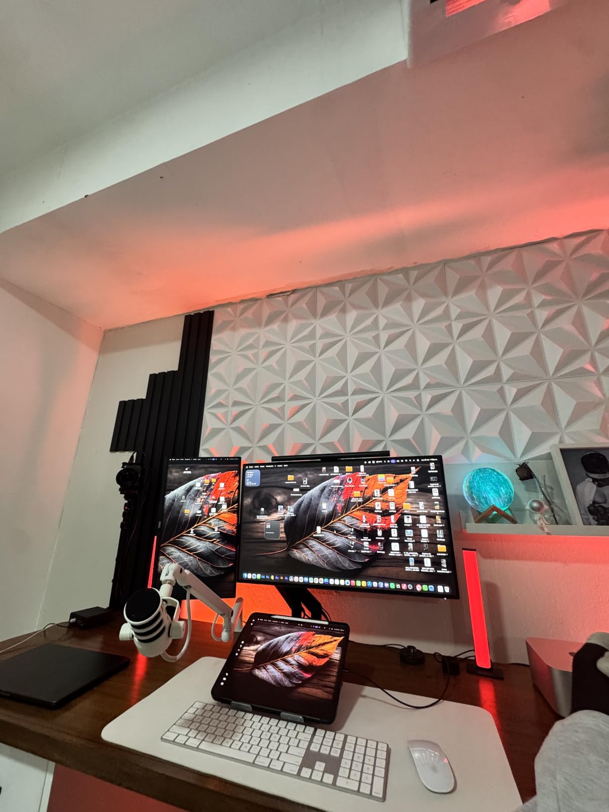 WALI Dual Monitor Mount for Ultrawide Heavy Duty Curved Monitor Stacking, Dual Monitor Arms Fits 13-49 Inch for Ultrawide Screens up to 44lbs, 49 inch Monitor Arm, Black customer photo 1