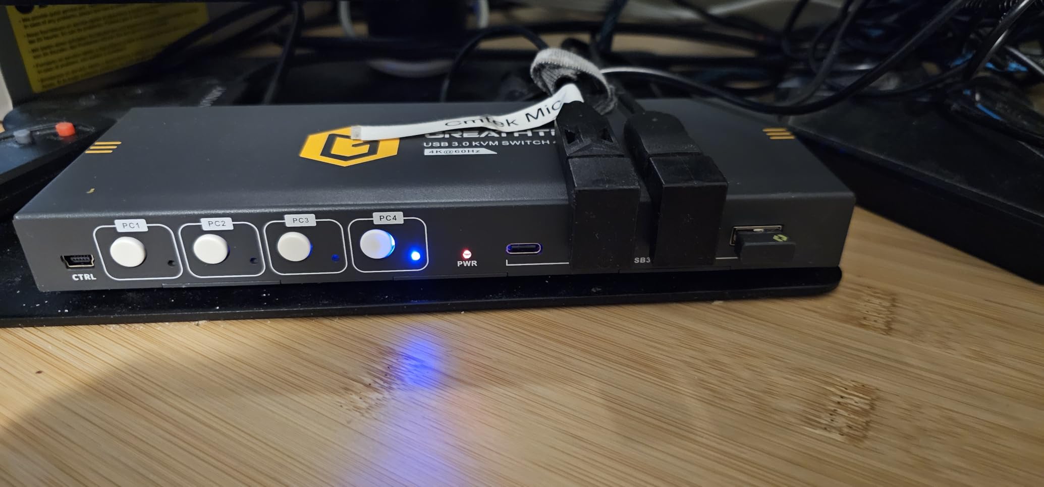 HDMI KVM Switch 4 Computers 2 Monitors with 3 USB3.0 Ports, 4K@60Hz Dual Monitor KVM Switch 4 Port for 4 PCs Share 2 Monitors, Support Button Switch, Adaptive EDID, 4 in 2 Out customer photo 2