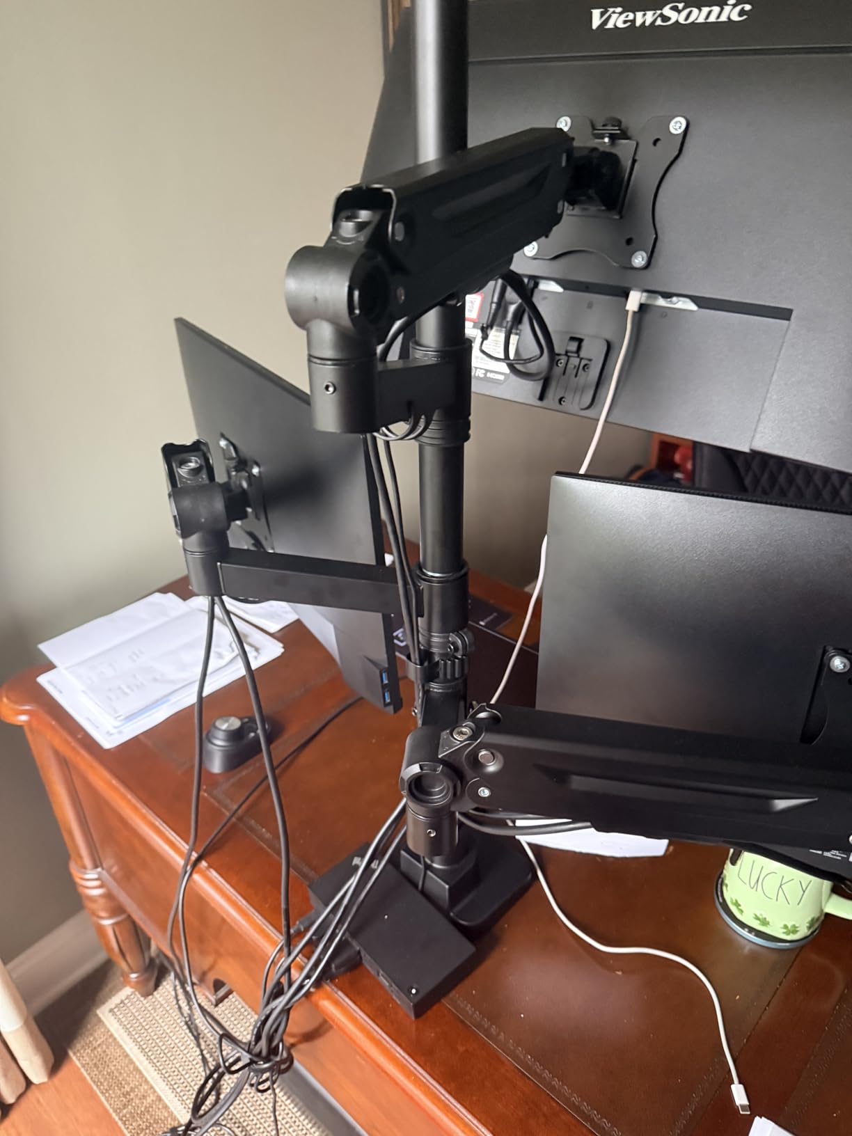 Triple Monitor Mount for up to 35-inch Screens - Heavy Duty Ultrawide Stand with Fully Adjustable, 12kg Gas Spring Arm (Each), VESA 75×75/100×100 mm, Black customer photo 1