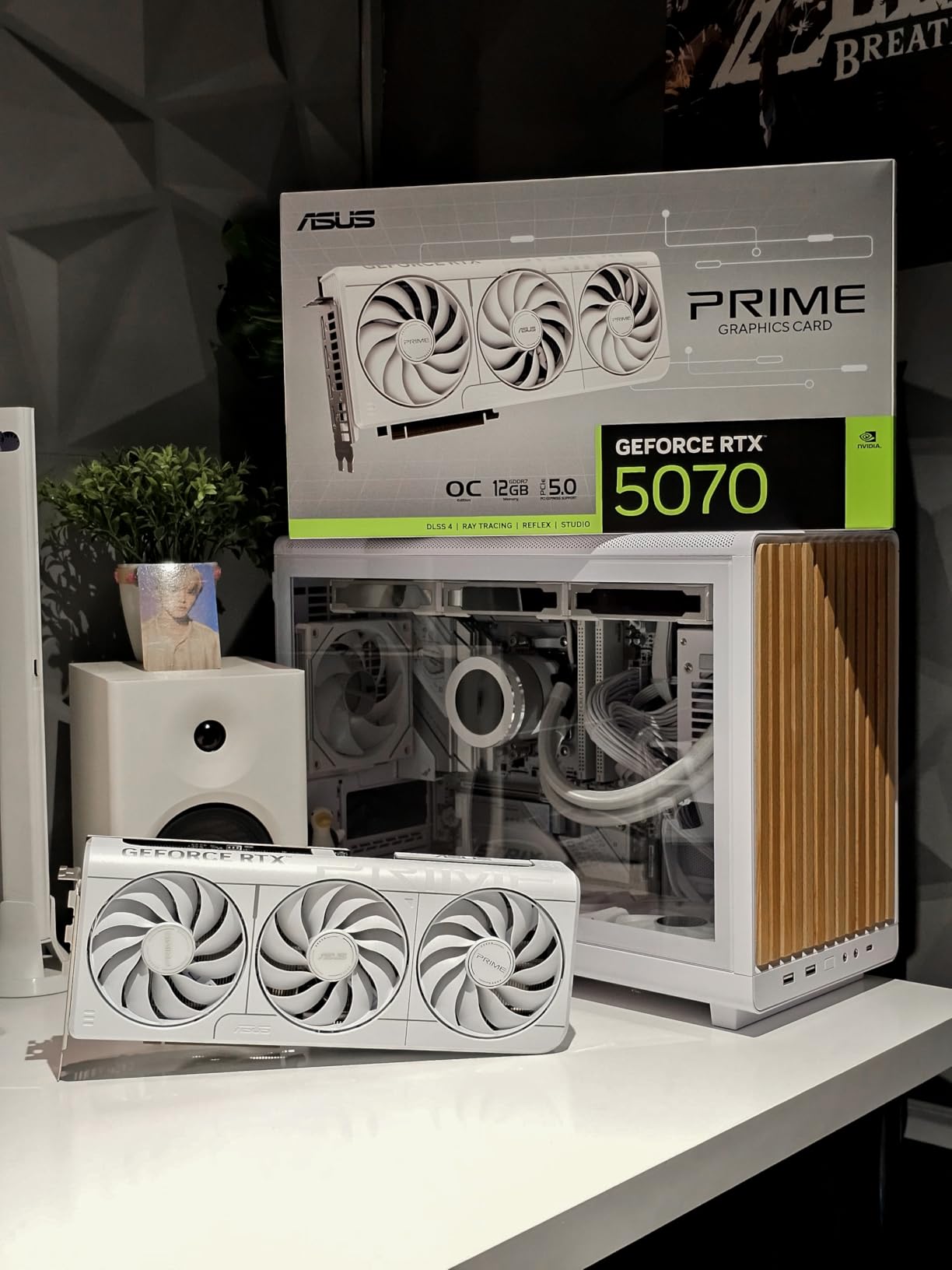 ASUS The SFF-Ready Prime GeForce RTX 5070 White OC Edition Graphics Card, NVIDIA (PCIe 5.0, 12GB GDDR7, HDMI/DP 2.1, 2.5-Slot, Axial-tech Fans, Dual BIOS) customer photo 1