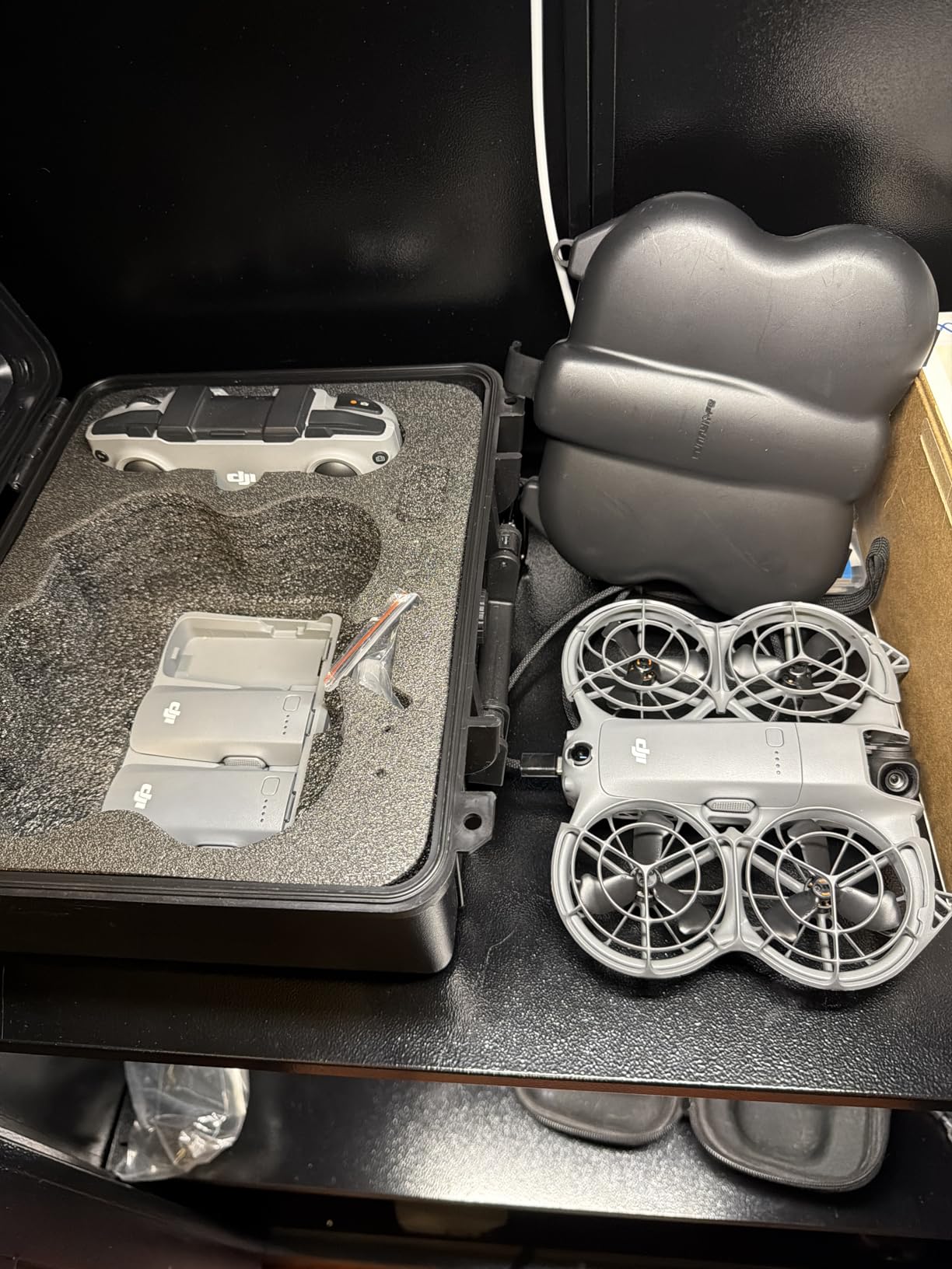 DJI Neo 2 (Drone Only), Lightweight & Foldable 4K Drone With Camera, Palm Takeoff & Landing, Gesture Control, ActiveTrack, Omnidirectional Obstacle Sensing customer photo 1