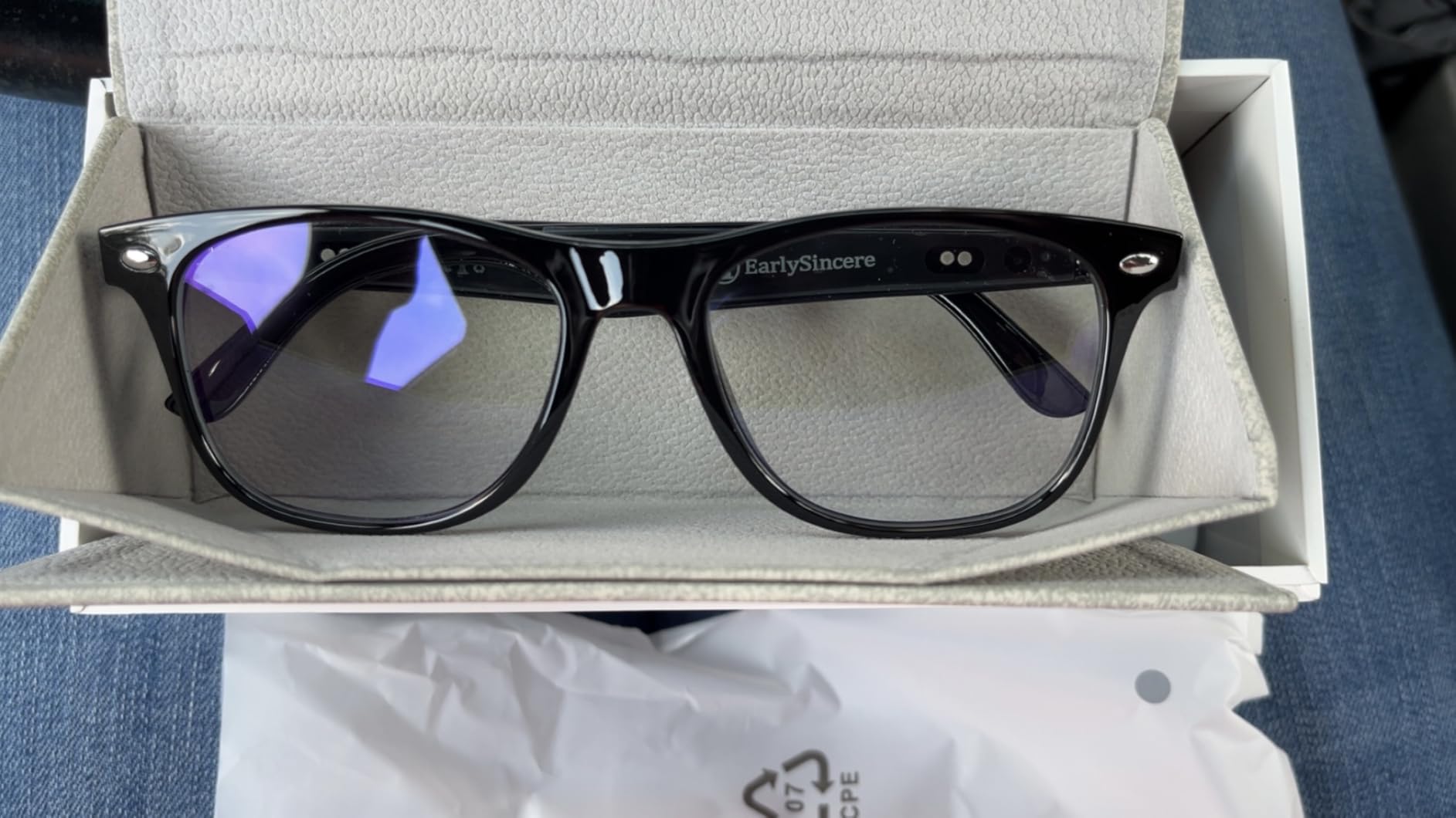 AI Smart Glasses with Chat GPT, AI Translation Glasses with 164 Language, Classic Aviator Sunglasses with Voice Assistant/AI Calling, IP65 Waterproof, Multifunctional Smart Glasses for Men Women customer photo 1