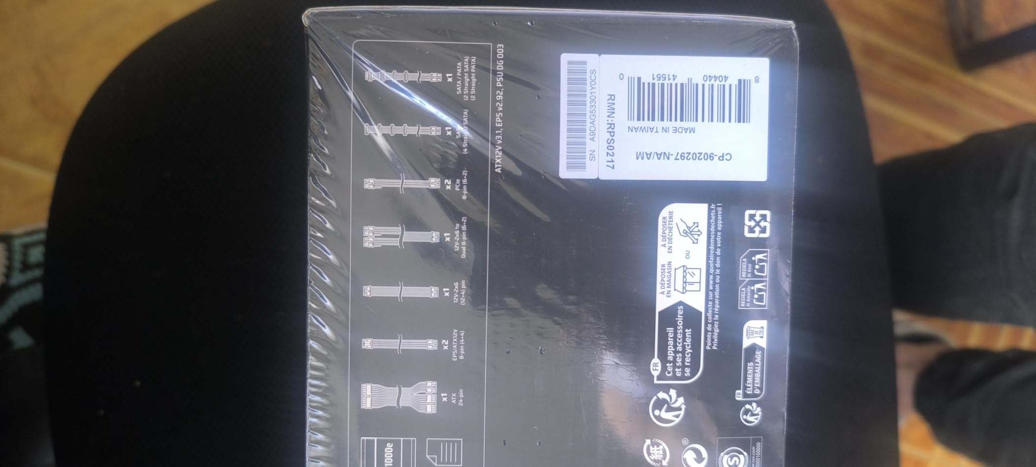 CORSAIR RM1000e ATX 3.1 PCIe 5.1 Ready Fully Modular 1000W Power Supply - 12V-2x6 Cable Included, Cybenetics Gold Efficiency, 105C-Rated Capacitors, Modern Standby Mode - Black customer photo 2