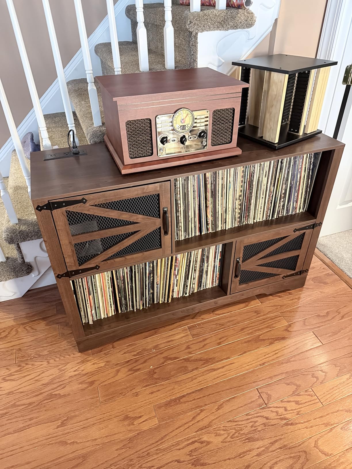 Large Record Player Stand with Vinyl Storage, 500+ Vinyl Record Storage Cabinet, 47 Inch Record Player Table with Power Outlet, Farmhouse Wooden Turntable Stand for Living Room, Walnut customer photo 2