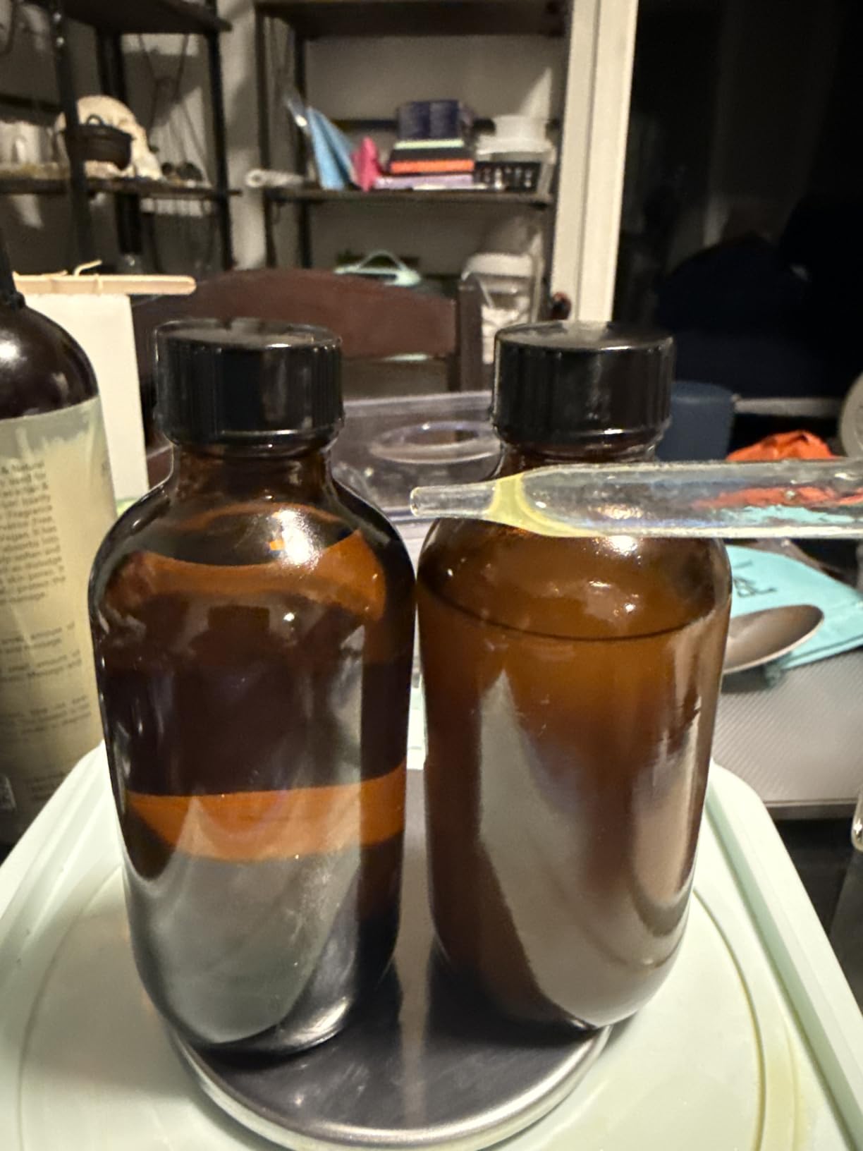 VEVOR Analytical Balance, 220 g x 0.1 mg, 0.0001 g High Precision Accuracy Lab Scale, g/oz/ct/mg 4 Units Electronic Digital Analytical Balance with Glass Draft Shield, for Laboratory Jewelry Pharmacy customer photo 1