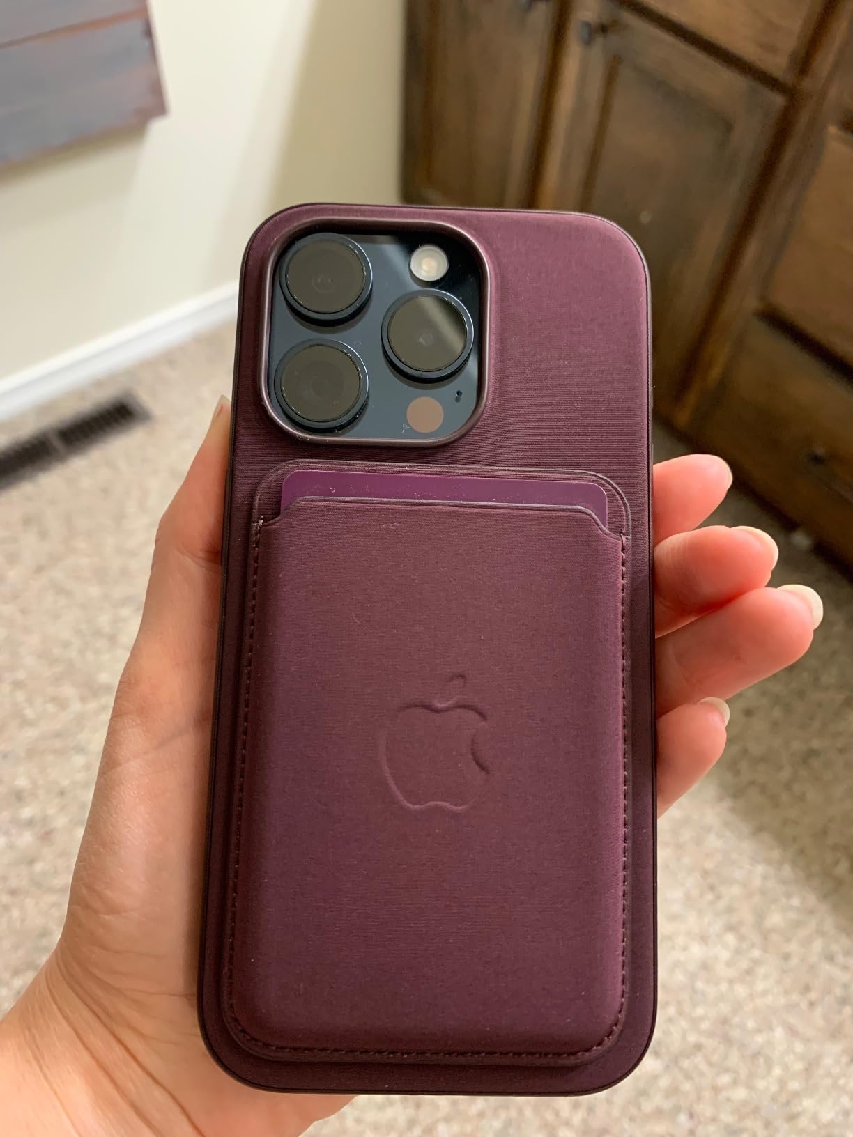 Apple iPhone FineWoven Wallet with MagSafe - Black customer photo 1