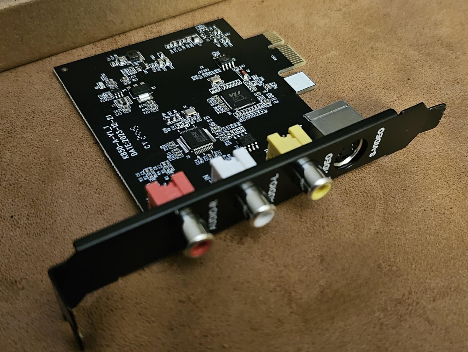 PCIE Video Capture Card, HDMI Capture Card for Streaming, Gaming & Recording, HDMI Video Capture Board, Pass-Through with Ultra-Low Latency on Windows 8, 10, 11 & Linux customer photo 1