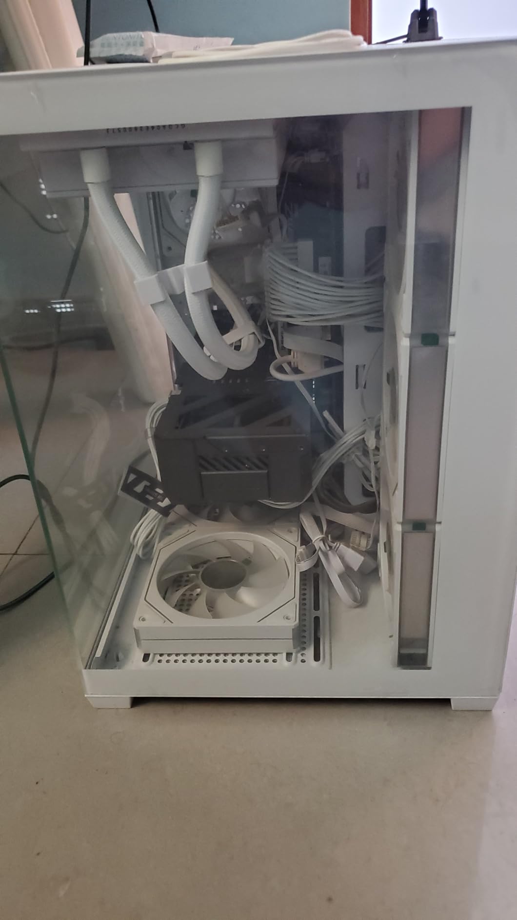 KEDIERS PC CASE 7 ARGB Fans Pre-Installed, Mid Tower ATX PC Case with Panoramic Tempered Glass, Gaming Computer Case, 360MM RAD Support, White, K4 customer photo 2