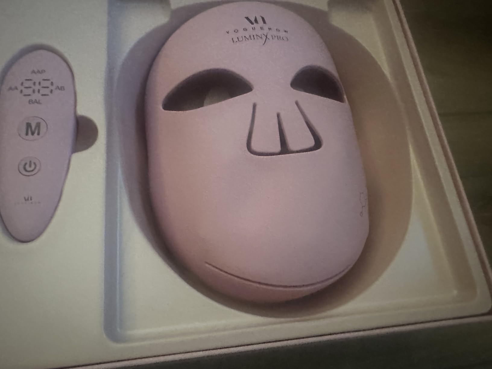 VogueNow LED Light Therapy Mask - FDA-Cleared Device for Wrinkles & Acne - Red Light Therapy for Face with Chin & Lip Coverage customer photo 2