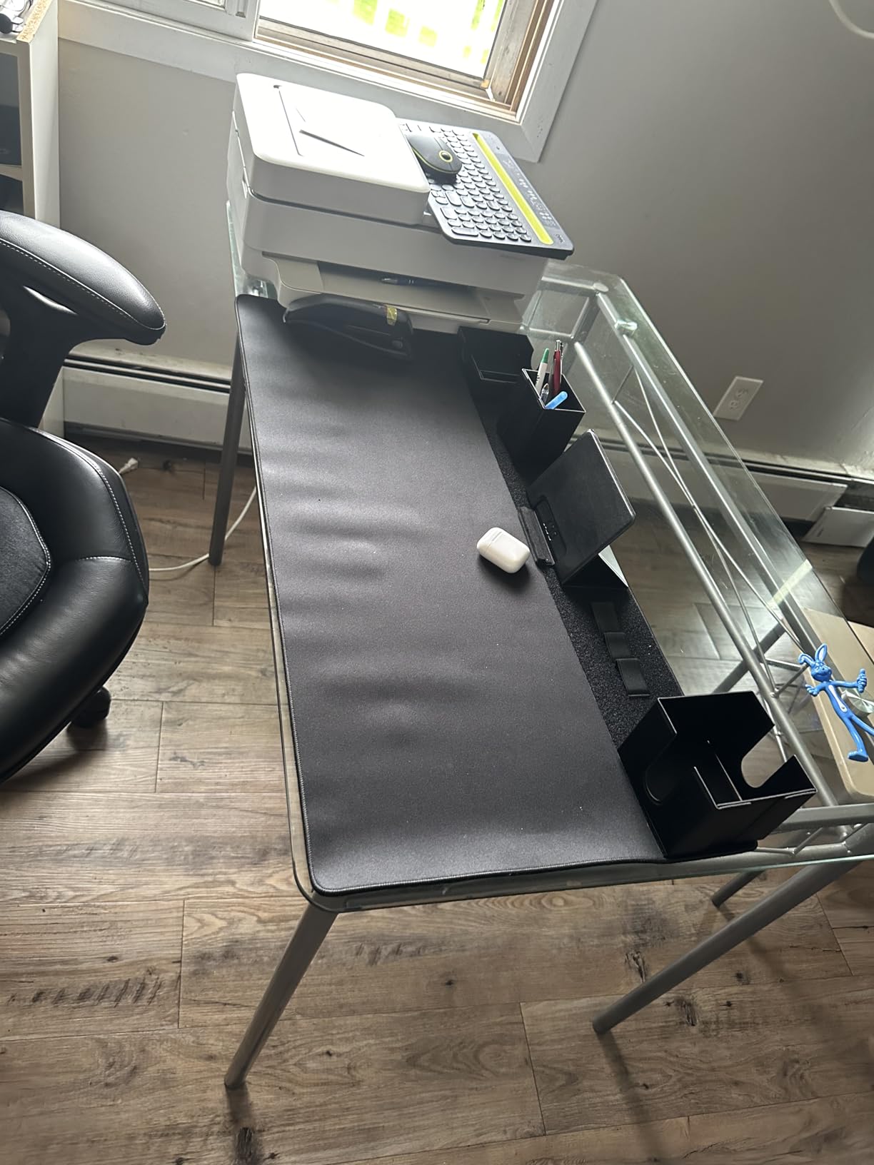 KDD Mouse Pad with Foldable Phone Holder - Wireless Charging Desk Mat 15W Fast - RGB Gaming Mousepad with Ultra-Smooth Surface, Non-Slip Base customer photo 2