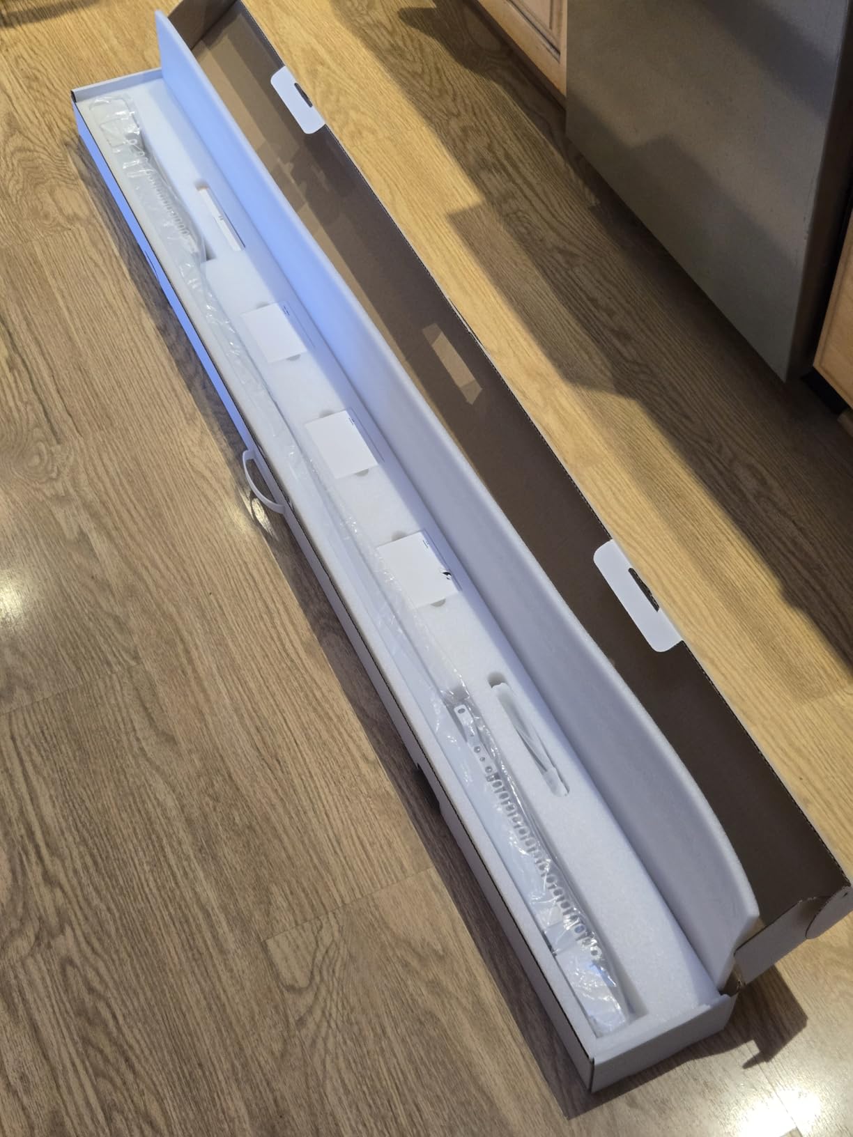 Remac M1 Motorized Curtain Track, Smart Adjustable Ceiling Rail No Cutting, Works with Matter, Apple HomeKit, Alexa, Ceiling & Wall Mount Track for Sliding Patio Doors 89