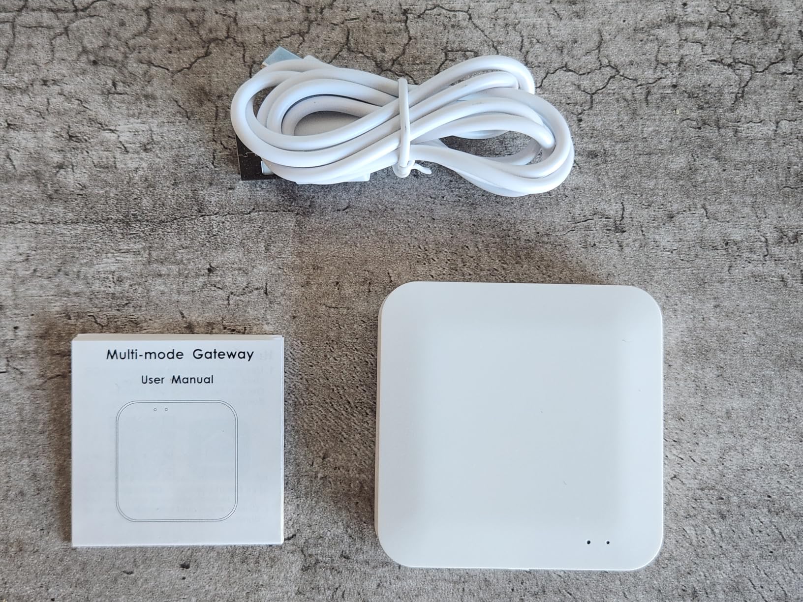 Tuya ZigBee 3.0 Hub/Wireless Gateway (Only 2.4Ghz), WiFi Smart Home Bridge Remote Controller,Work with Tuya ZigBee Smart Device, White customer photo 2
