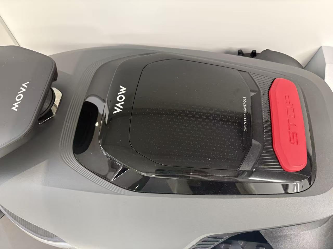 MOVA LiDAX Ultra 1000 Robot Lawn Mower Wire Free for 1/4 Acre, RTK-Free+360 3D LiDAR+AI Vision Auto Mapping, Zero-Edge Cutting, Cutting Height 1.2 inch-3.9 inch, 45% Slope, Up to 150 Managed Zones Dual Maps customer photo 2