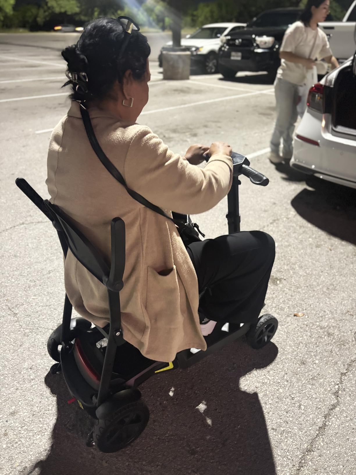 37.5lb Lightweight Mobility Scooter for Seniors & Adults - Cruise & Airline Approved, Removable Lithium Battery, Foldable Portable Travel Motorized Scooter, No Assembly Needed customer photo 1