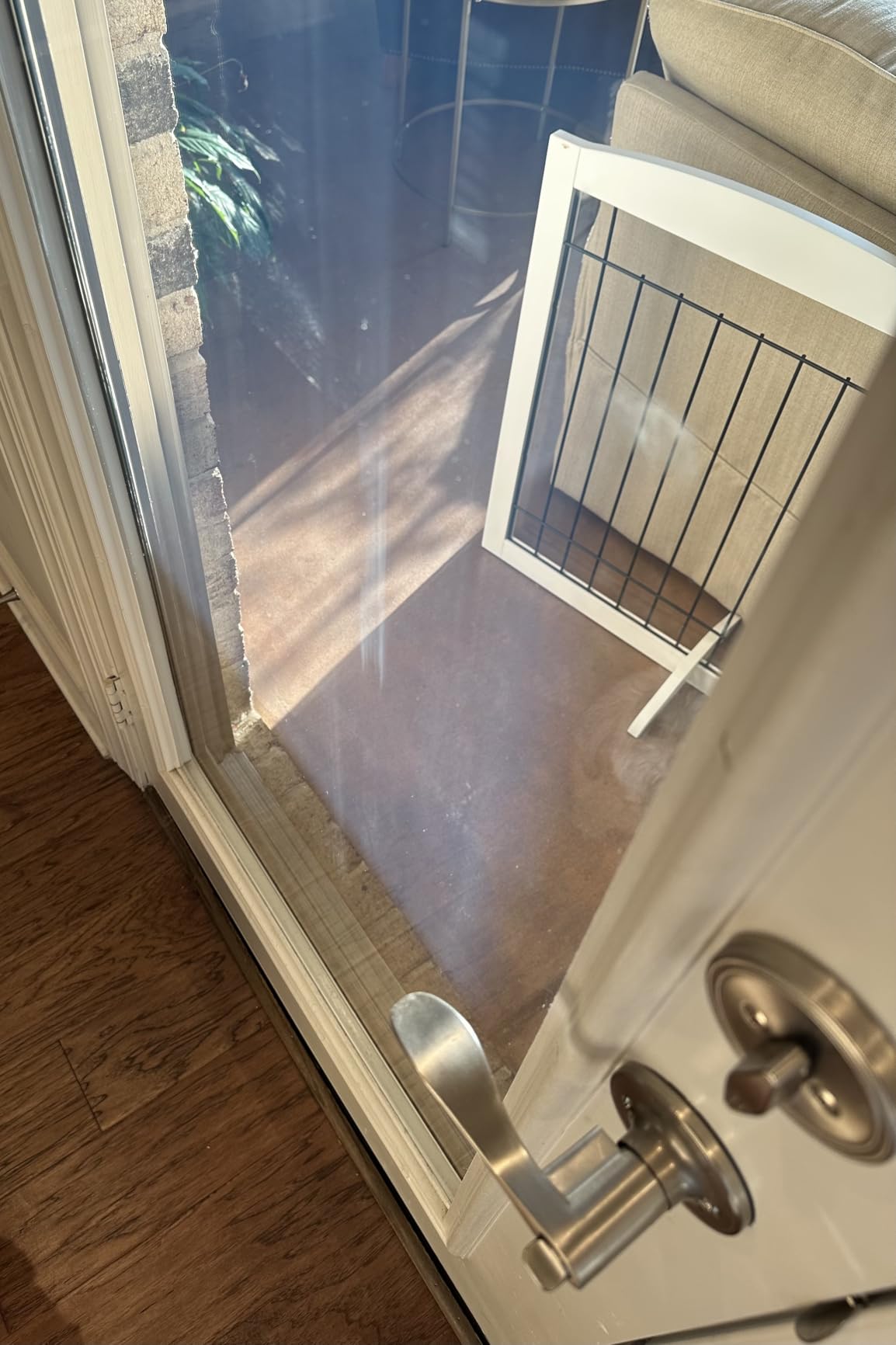 ECOVACS WINBOT W2S Window Cleaning Robot, Intelligent Edge-to-Edge Cleaning with TruEdge Scrubbers, 3 Water Nozzles, 10-Level Safety System, Win-SLAM 4.0 Route Planning, Even Climbing System customer photo 2
