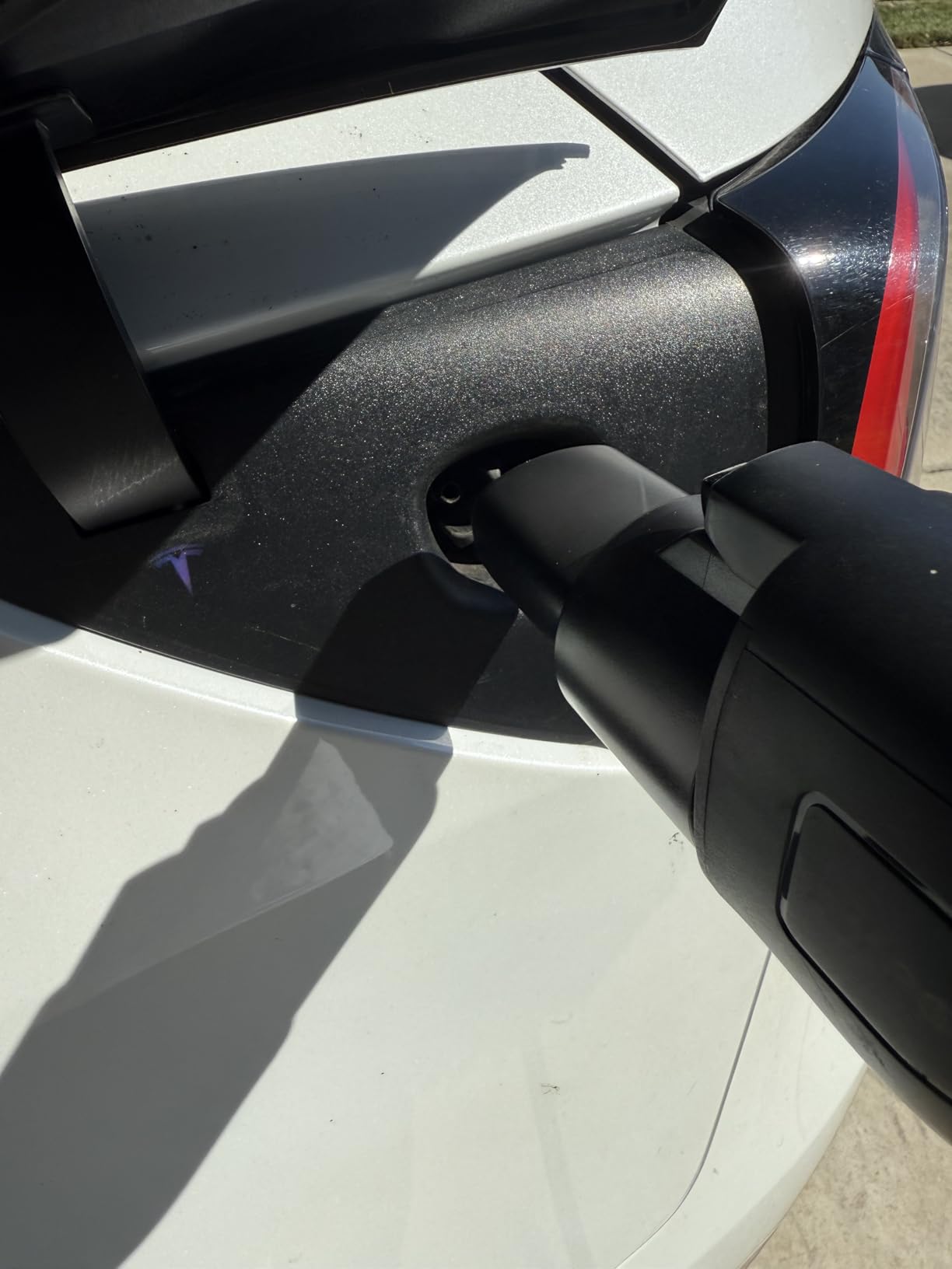 2026 Upgraded for NACS to CCS Adapter, [Max 500A 1000V] Fast Charge Electric Vehicle Charging Adapter, Tesla Supercharger to CCS1 Charger Adapter customer photo 1