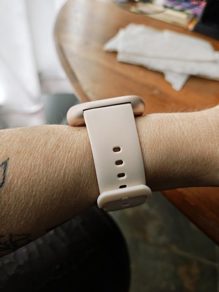 Smart Watch, Fitness Watch for Women Men with 24/7 Heart Rate/Blood Pressure Monitor,Pedometer, Sleep Tracker, 120+ Sport Modes, IP68 Waterproof Activity&Fitness Tracker Compatible with Android iPhone customer photo 1