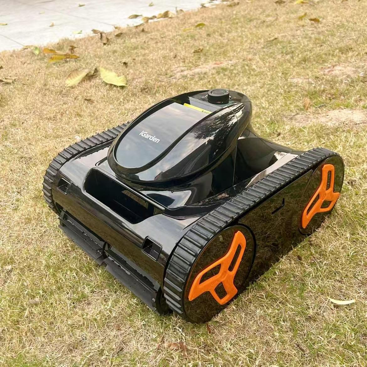 (2026 NEW) iGarden Robotic Pool Cleaner KN Series, 210-Min Runtime, Smart 3D Navigation, Full-Inverter Energy-Saving Tech, Cleans Floor, Wall & Waterline, for Above-Ground & Inground Pools customer photo 1
