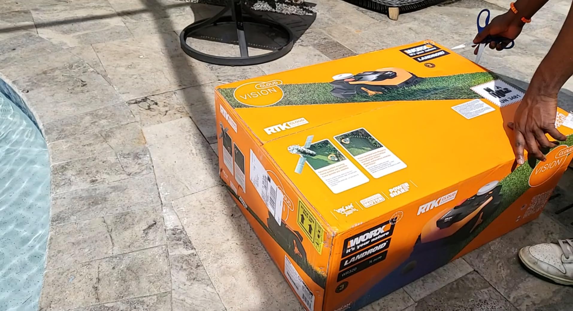 WORX Landroid Vision Cloud Robot Lawn Mower, No Perimeter Wire Robot Mower for 1/2 Acre, AI Obstacle Avoidance + RTK Cloud Navigation, 30% Slope, Auto Mapping, App Control, WR320 customer photo 1