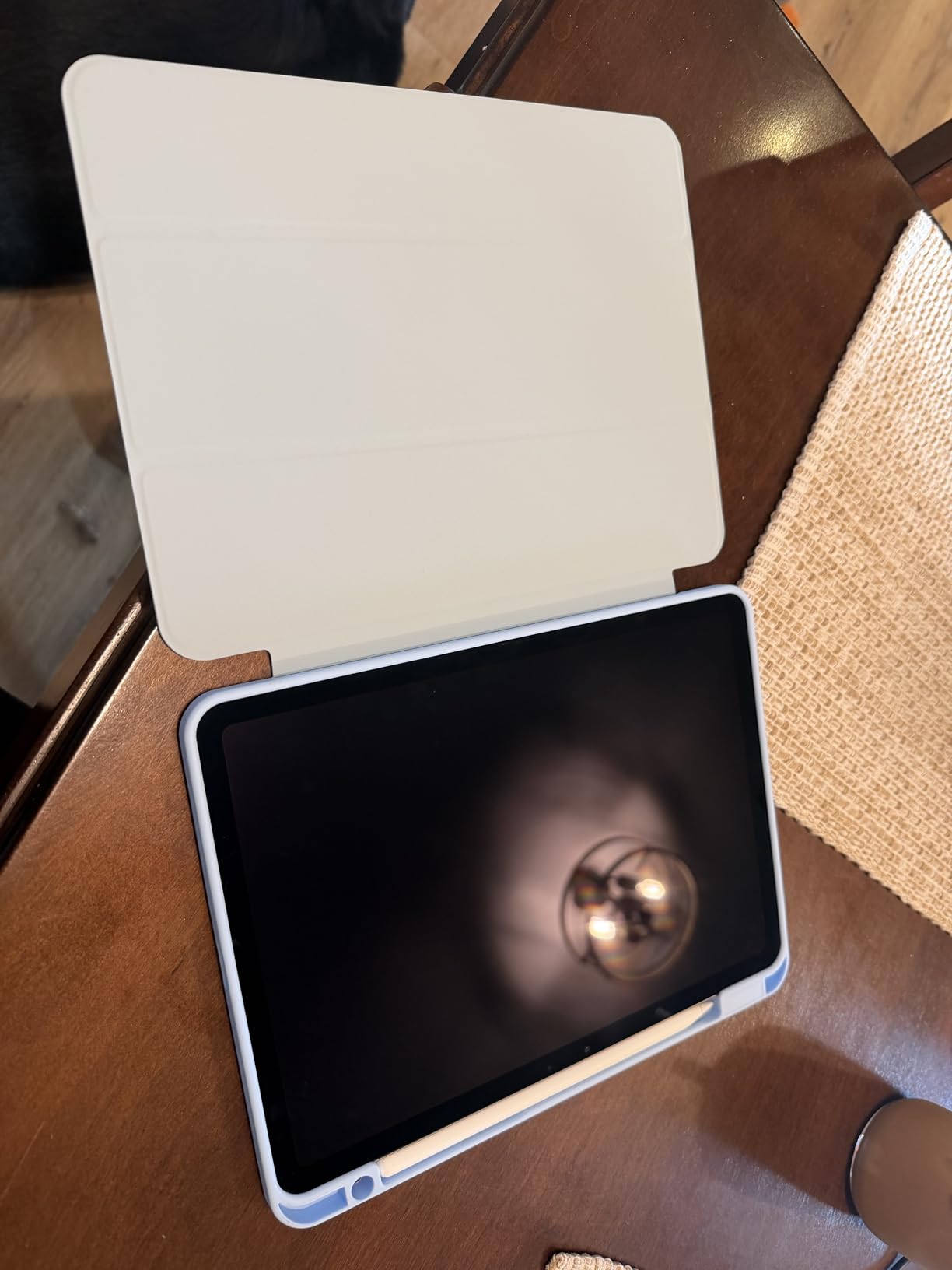 iPad Air 11-inch (M4): Liquid Retina Display, 128GB, 12MP Front/Back Camera, Wi-Fi 7 with Apple N1, Touch ID, All-Day Battery Life - Space Gray customer photo 1