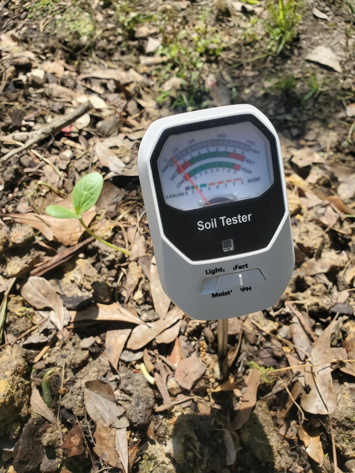 4-in-1 Soil Moisture Meter Soil Moisture/Fertility/PH Meter/Sunlight Intensity Soil Test Meter for Gardening, Farming and Outdoor Plants customer photo 2