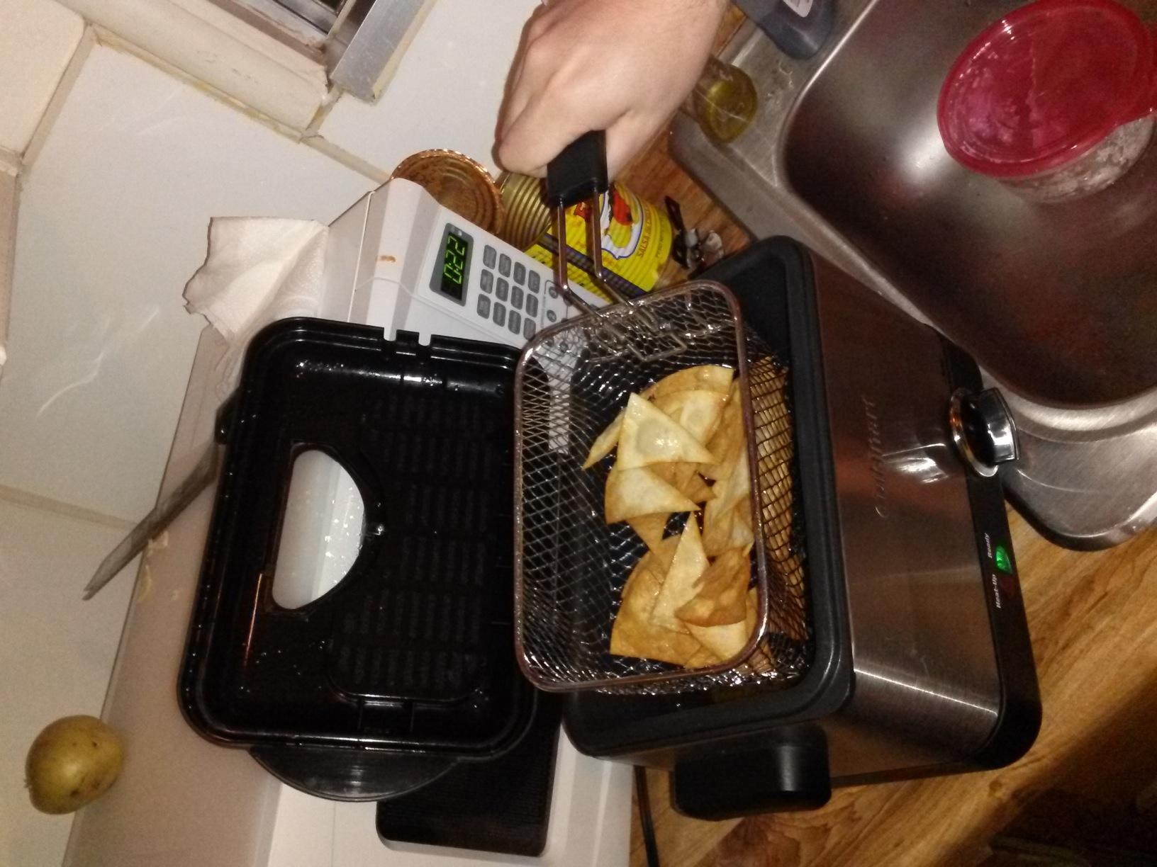 Cuisinart CDF-100NAS Deep Fryer, 1.1 Quart, Brushed Stainless Steel customer photo 1