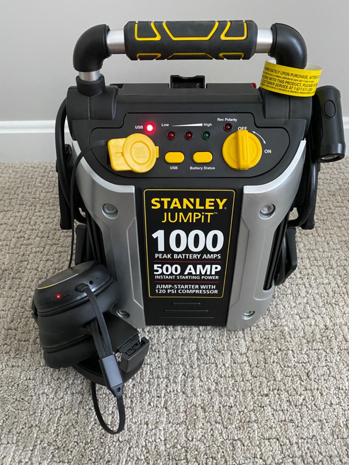 STANLEY J5C09 1000 Peak Amp Automotive Jump Starter, Portable Power - 2.1A/10W USB Port, 12V Outlet, 120 PSI Air Compressor for Tires, Bikes & Sports Equipment customer photo 2