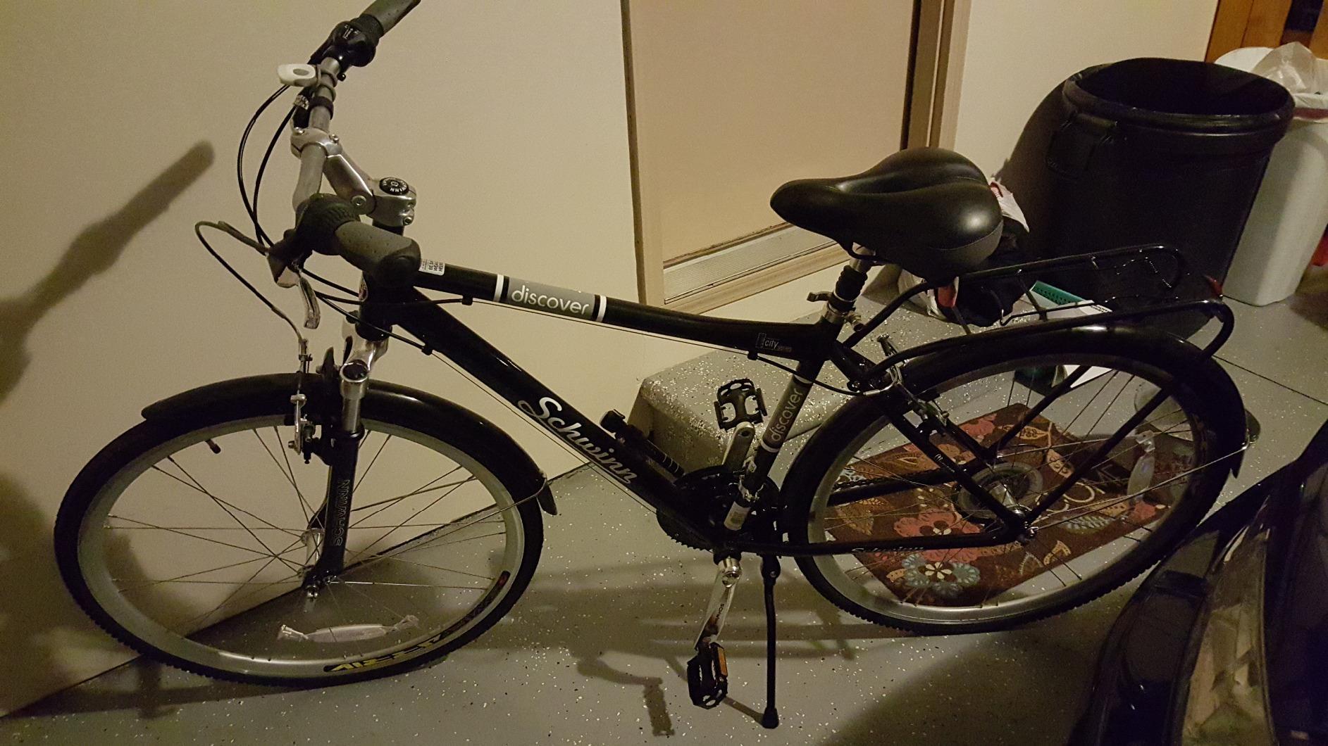 Schwinn Discover Hybrid Bike customer photo 1