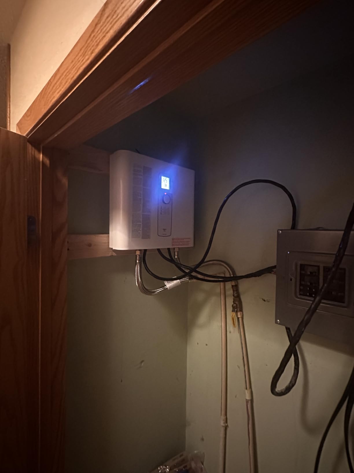 Stiebel Eltron Tempra Plus 29 kW, tankless electric water heater with Self-Modulating Power Technology & Advanced Flow Control customer photo 2