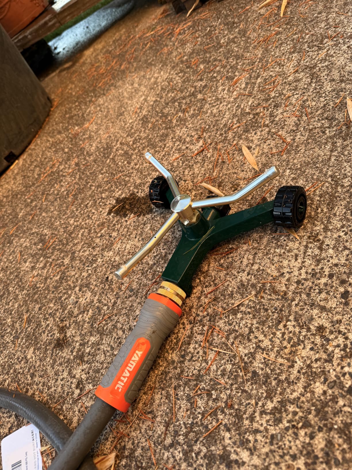 Orbit 58257N Lawn and Garden 3-Arm Metal Sprinkler with Wheel Base customer photo 1