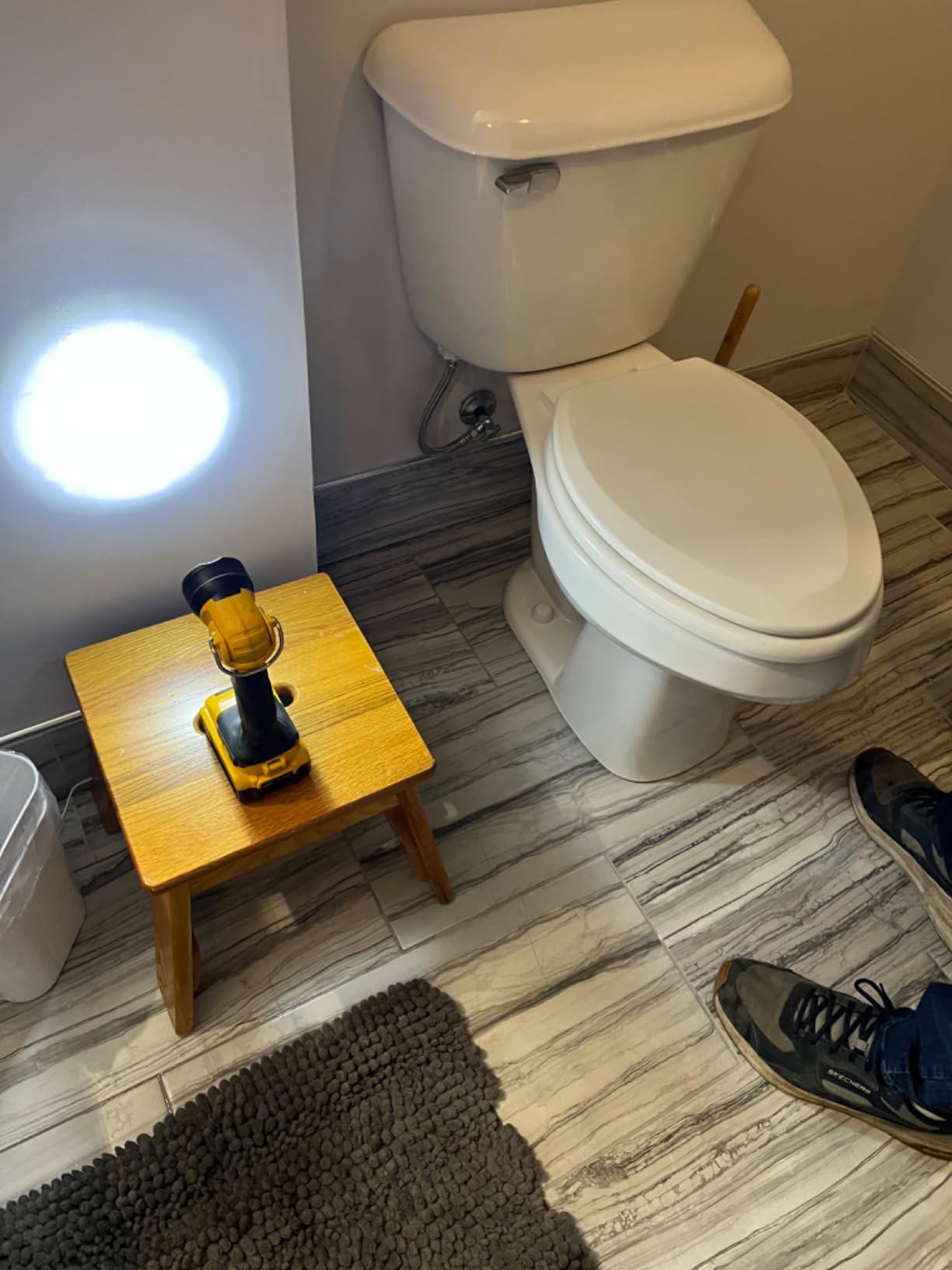 DEWALT 20V MAX LED Work Light/Flashlight (DCL040) customer photo 2