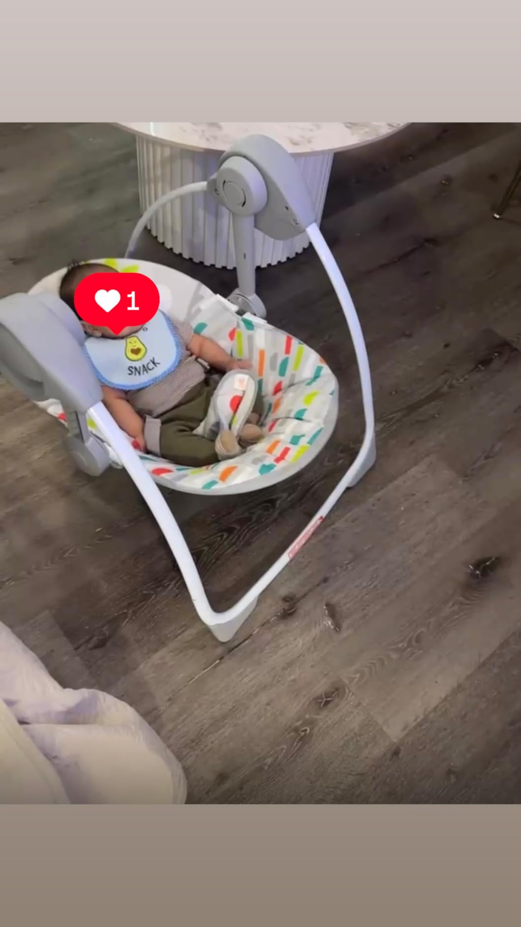 Bright Starts Whimsical Wild Portable Automatic 6-Speed Baby Swing with Taggies, Music, Removable Toy Bar customer photo 1