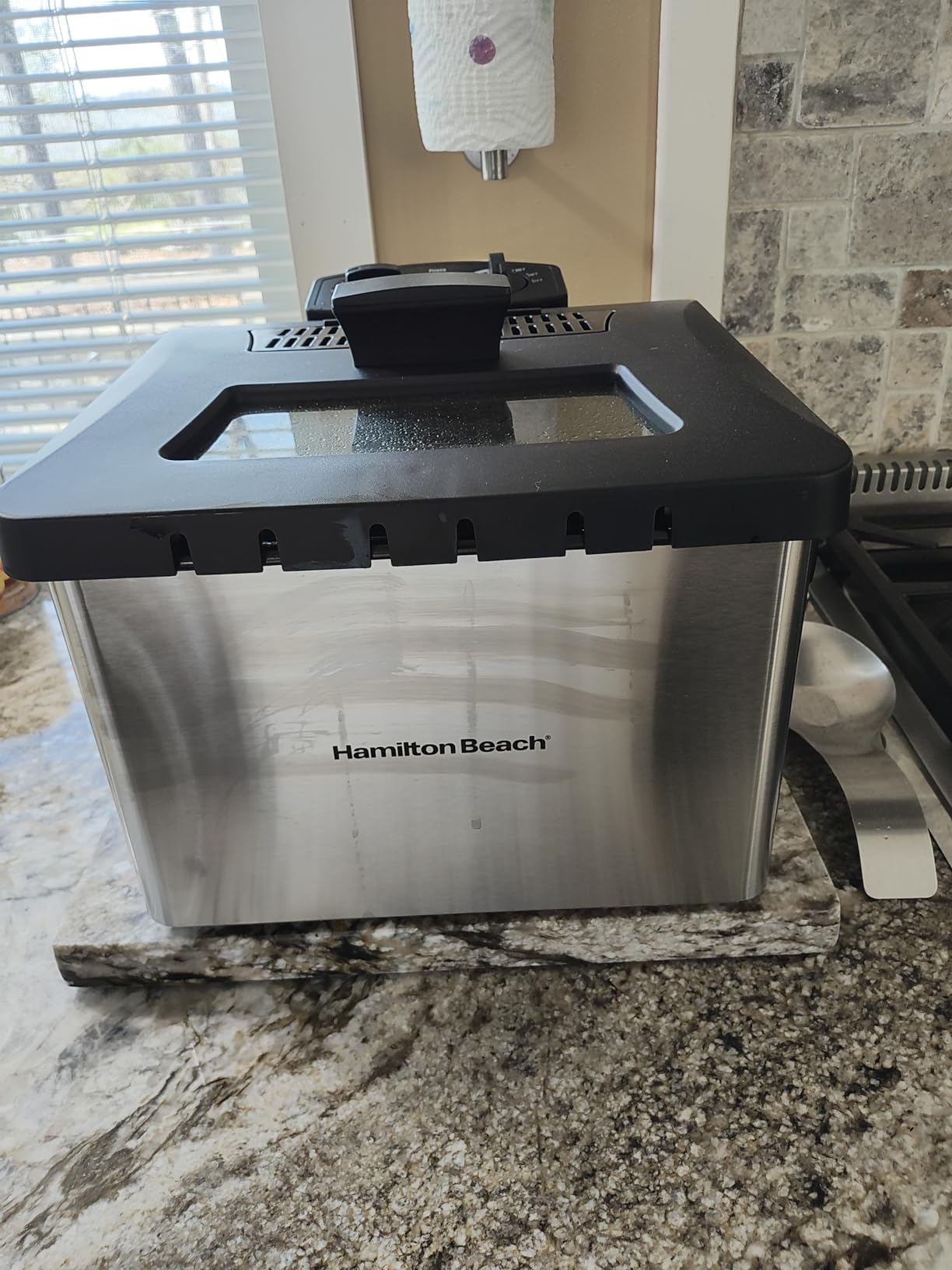 Hamilton Beach Electric Deep Fryer with 3 Baskets and Lid, 4.5 Liters / 19 Cups, Professional Style, 1800W, Stainless Steel (35034) customer photo 1