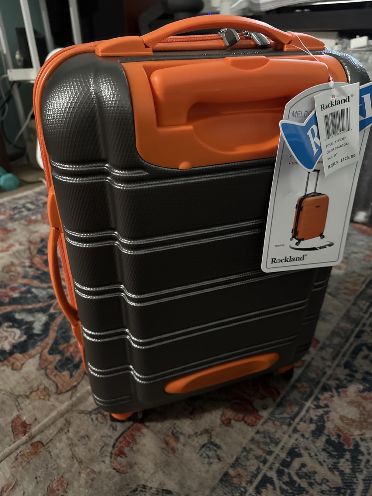 Rockland Melbourne Hardside Expandable Spinner Wheel Luggage, Carry-On 20, Charcoal customer photo 2