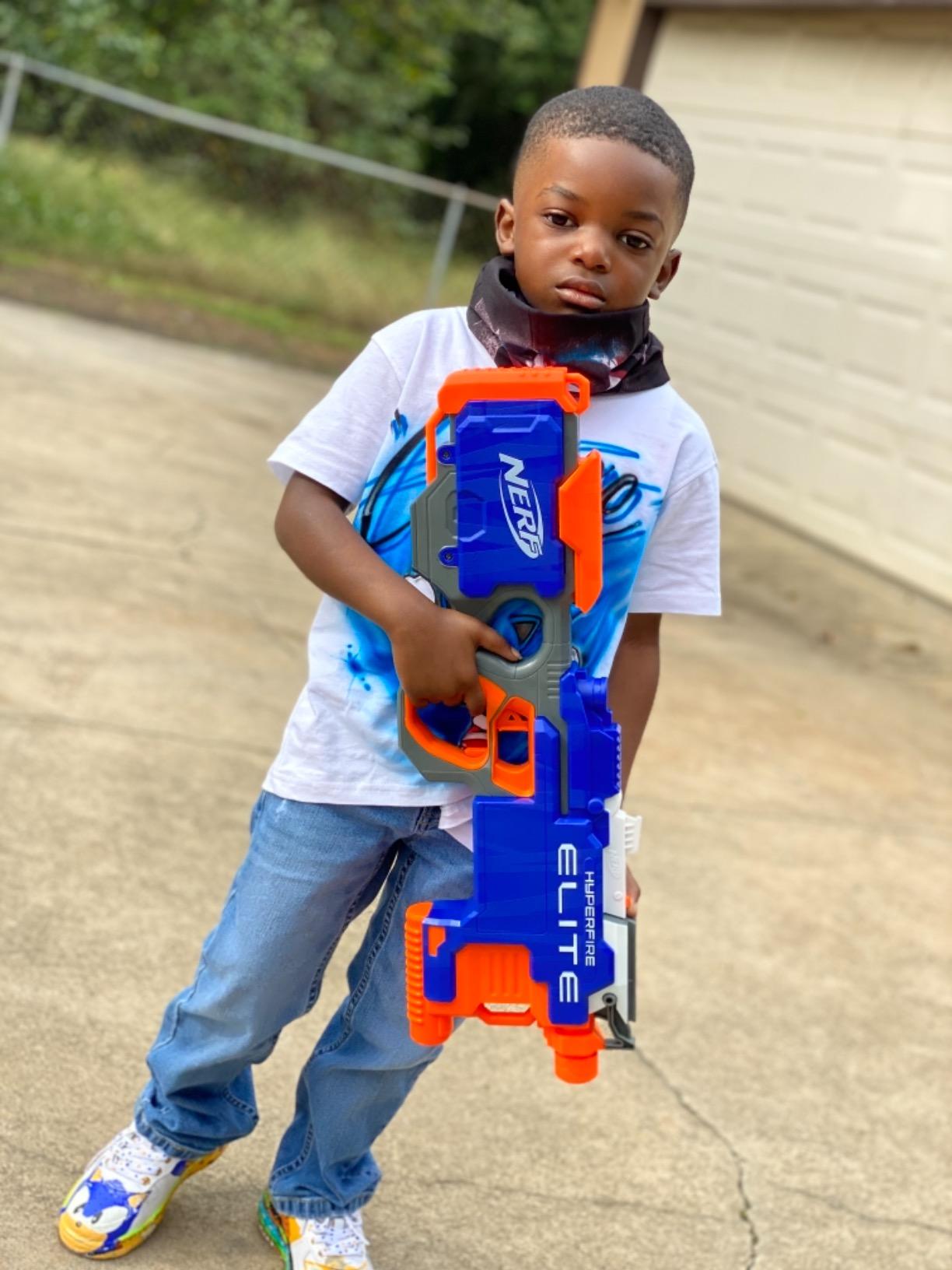 HyperFire Motorized Elite Blaster, 25-Dart Drum, Fires Up to 5 Darts Per Second, Includes 25 Official Elite Darts (Amazon Exclusive) customer photo 2