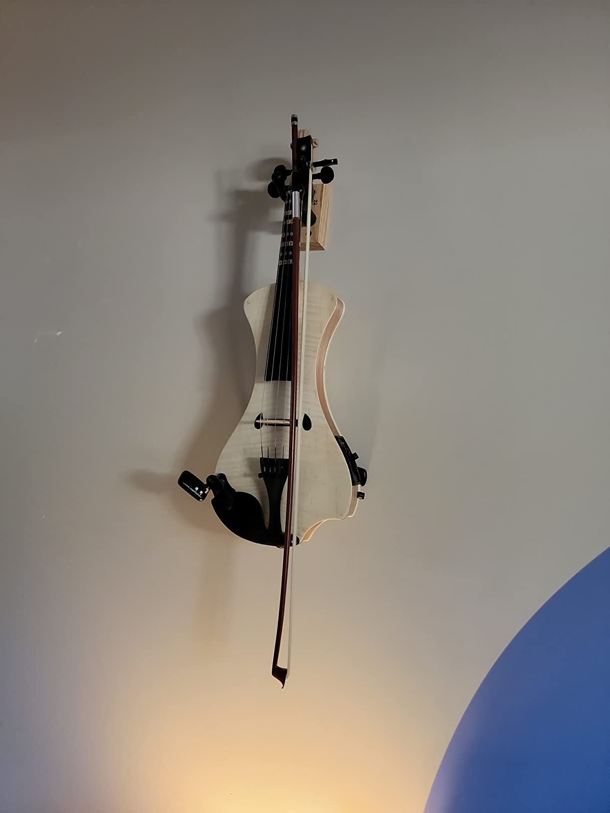 Kennedy Violins Bunnel NEXT Electric Violin Outfit 4/4 Full Size (Honey) customer photo 1