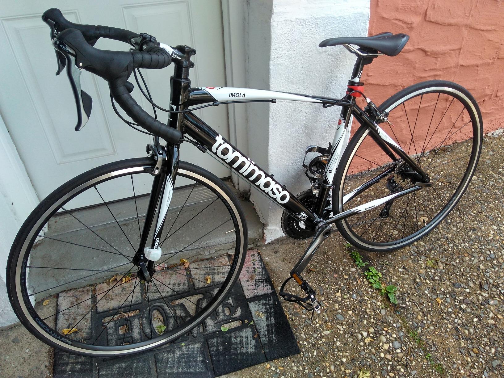 Tommaso Imola Sport Bike Performance Aluminum Road Bike, Shimano Claris 24 Speeds Road Bicycle customer photo 1