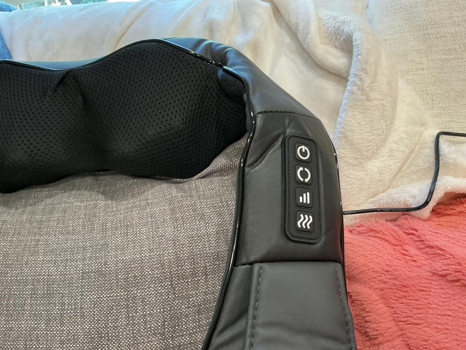 Nekteck Shiatsu Neck Massager with Heat for Pain Relief Deep Tissue, 2026 Upgraded 3D Back Shoulder Kneading Massage Pillow, Relaxation Gifts for Mom Dad Father's Day, Black(NOT Cordless) customer photo 1