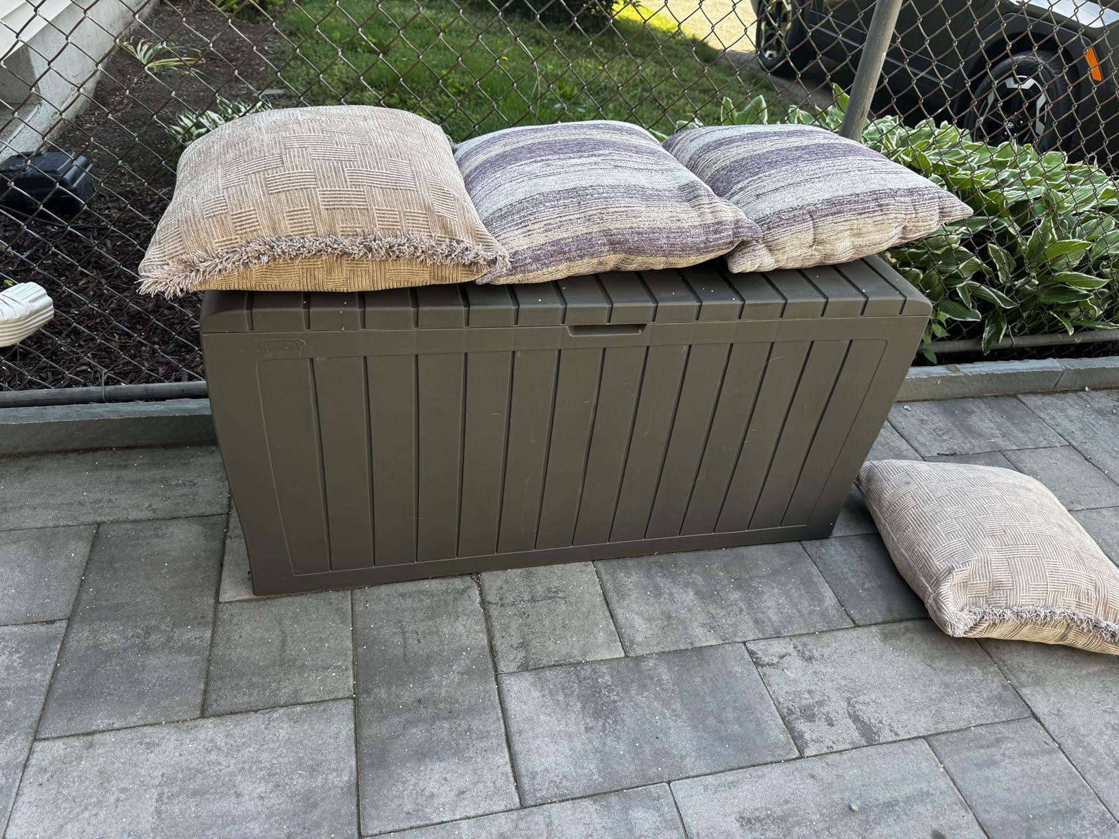 Keter Marvel Plus 71 Gallon Resin Outdoor Storage Box for Patio Furniture Cushions, Throw Pillows, Garden Tools and Pool Floats, Brown customer photo 2