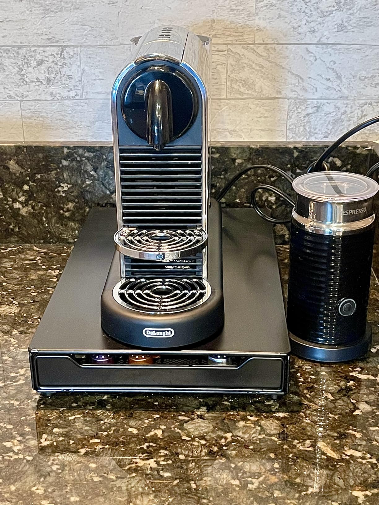 CitiZ Espresso Machine by De'Longhi, Chrome customer photo 1