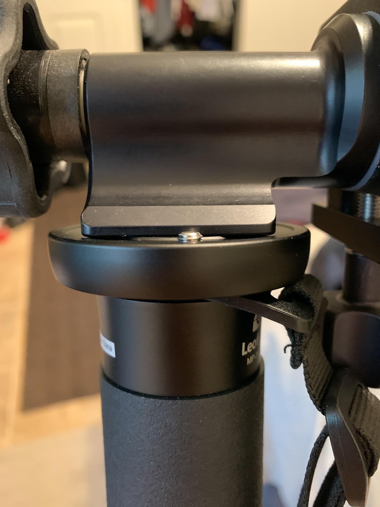 Leofoto MP-284 CF Carbon Fiber Monopod 65
