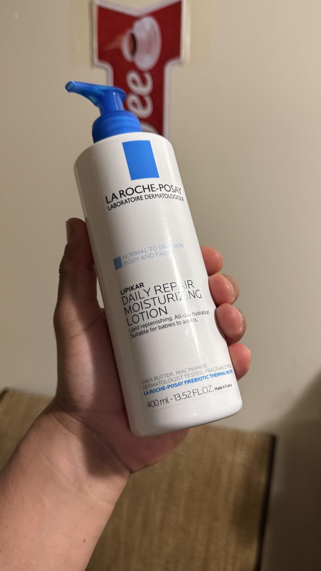 La Roche-Posay Lipikar Body Lotion Daily Repair Moisturizing Cream, Fragrance Free Body Moisturizer with Shea Butter, Body Lotion for Dry Skin, Moisturizing for Sensitive Skin customer photo 1