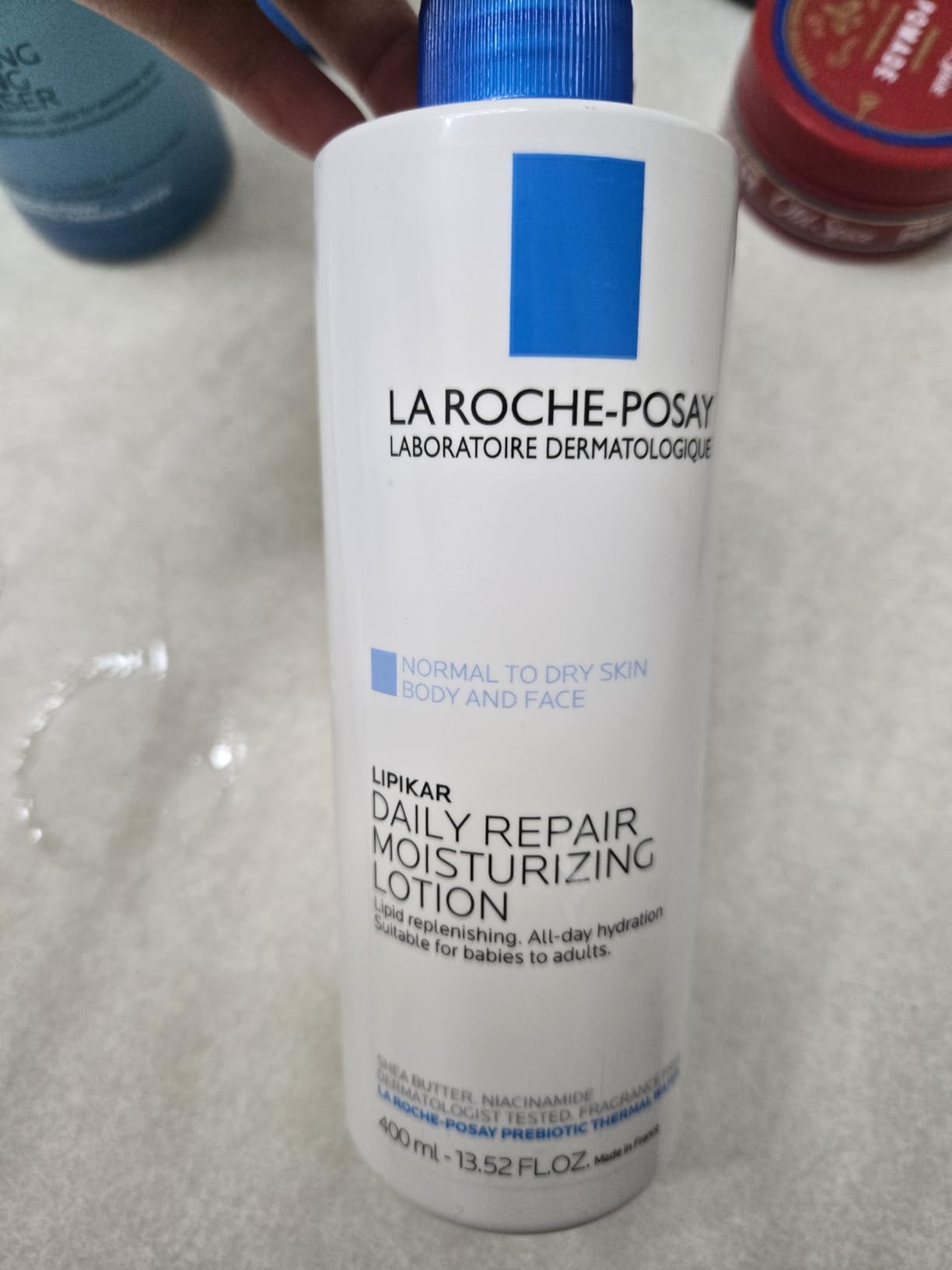 La Roche-Posay Lipikar Body Lotion Daily Repair Moisturizing Cream, Fragrance Free Body Moisturizer with Shea Butter, Body Lotion for Dry Skin, Moisturizing for Sensitive Skin customer photo 2